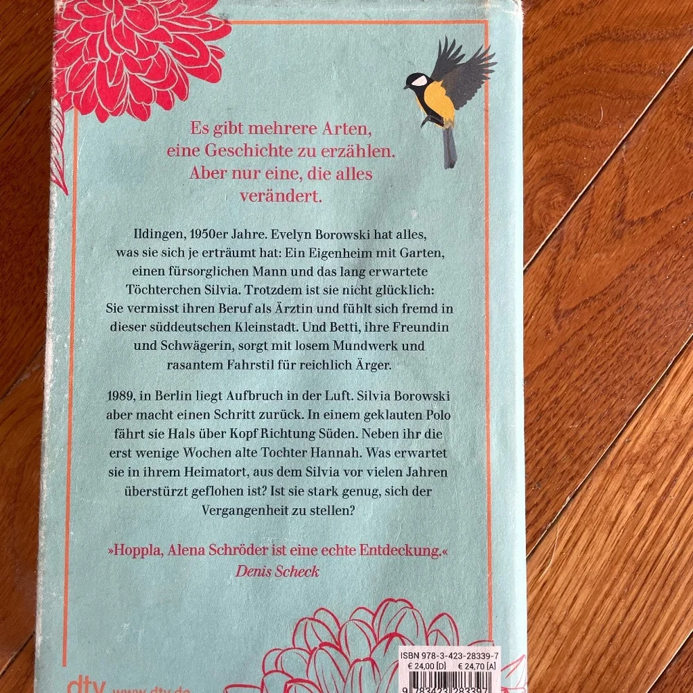 Novel German book Bestseller Bei euch ist es immer so unheimlich still